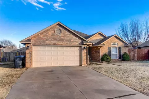 904 Shady Creek Ln, Yukon, OK 73099