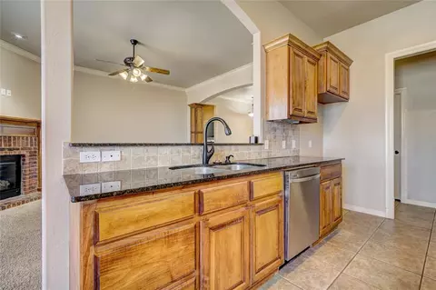 3301 SE 33rd St, Moore, OK 73165 photo 10