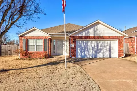 101 Bradford Pl, Midwest City, OK 73130