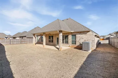 3913 Mohave Dr, Moore, OK 73160 photo 33