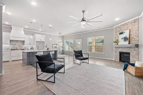 3913 Mohave Dr, Moore, OK 73160 photo 9