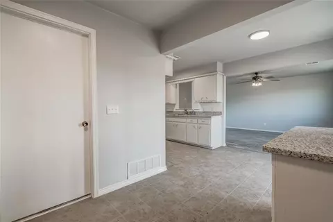 200 Gath Ln, Tuttle, OK 73089 photo 21