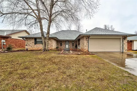 2705 Summer Set Trl, Edmond, OK 73012