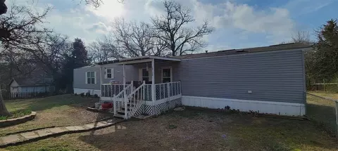 18124 Chapel Ln, Norman, OK 73026