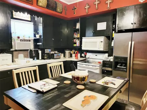 807 W Idaho St, Chickasha, OK 73018
