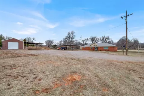 392 E H Ave, Alex, OK 73002 photo 3