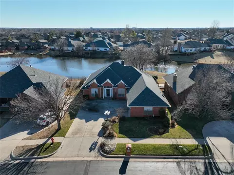 6304 NW 132nd St, Oklahoma City, OK 73142