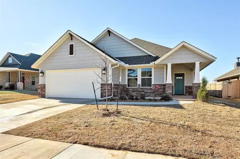 18609 Grove Pkwy, Edmond, OK 73012