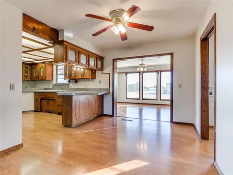 1105 Bridgeview Ln, Tuttle, OK 73089 photo 6