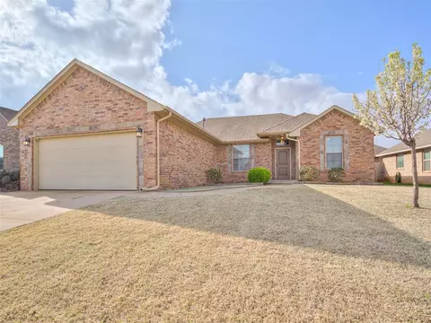 8208 NW 160th Ter, Edmond, OK 73013