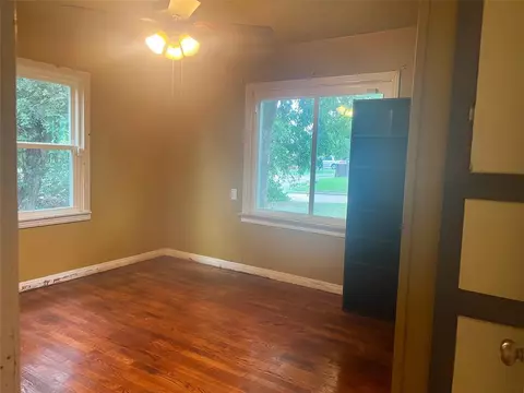 1003 E Thatcher St, Edmond, OK 73034 photo 6