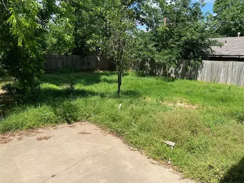 1003 E Thatcher St, Edmond, OK 73034 photo 17
