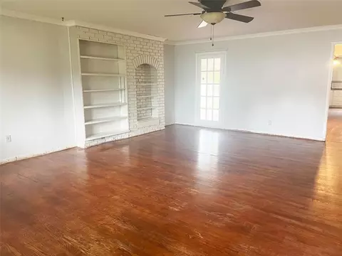1003 E Thatcher St, Edmond, OK 73034 photo 2