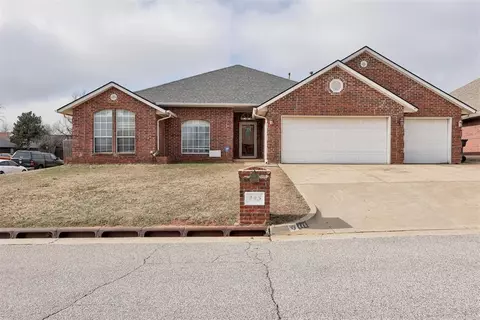 445 Cactus Rd, Yukon, OK 73099