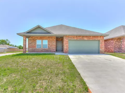 12500 SW 12th St, Yukon, OK 73099