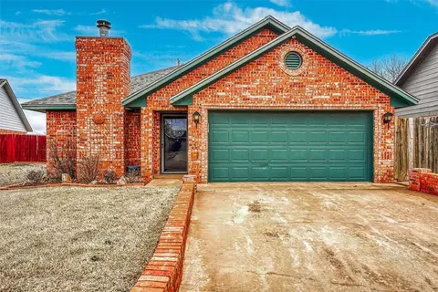 2908 Shiloh Ln, Altus, OK 73521
