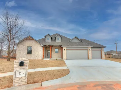11716 NW 102nd St, Yukon, OK 73099