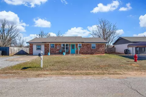 409 S County Line Rd, Verden, OK 73092