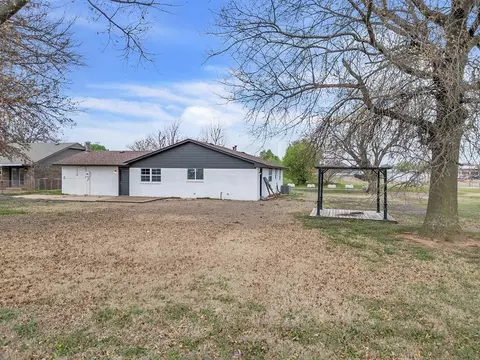 24 NE 3rd St, Tuttle, OK 73089 photo 25