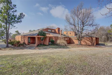 4621 Timberidge Ct, Norman, OK 73072