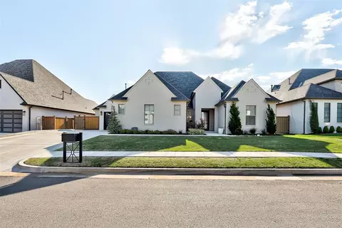 3000 Gold Finch Dr, Edmond, OK 73012