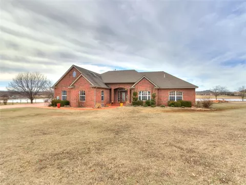 2620 Long Lake Pl, Norman, OK 73026