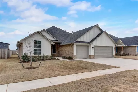 9304 Lupine Rd, Yukon, OK 73099