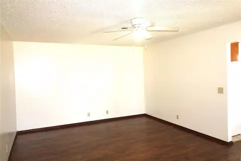 1900 Dover St, Norman, OK 73071 photo 27