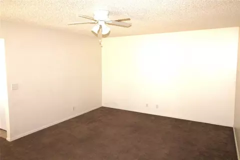 1900 Dover St, Norman, OK 73071 photo 3