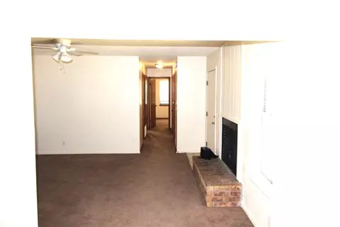 1900 Dover St, Norman, OK 73071 photo 5