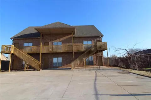 1901 Dover St, Norman, OK 73071