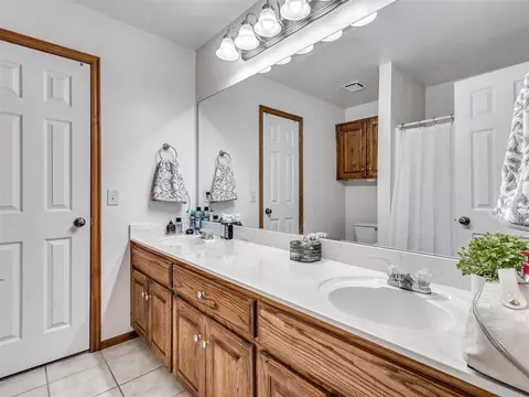 2508 Tyler Ln, Moore, OK 73170 photo 20
