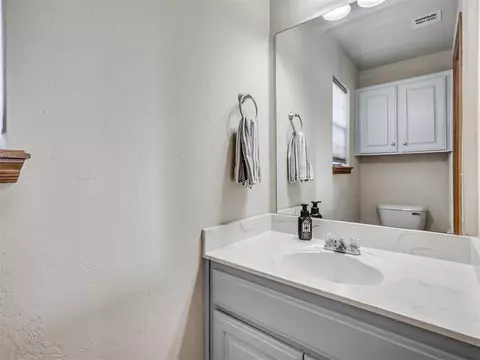 2508 Tyler Ln, Moore, OK 73170 photo 28
