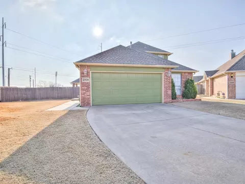 2508 Tyler Ln, Moore, OK 73170 photo 2