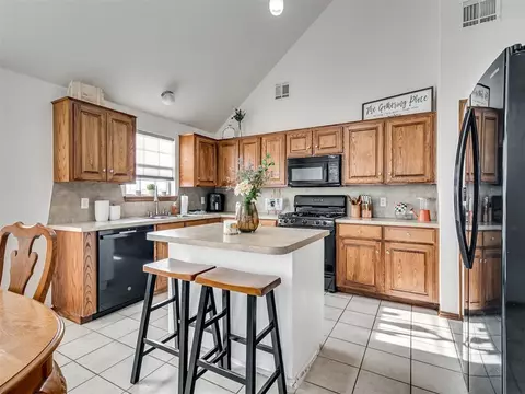 2508 Tyler Ln, Moore, OK 73170 photo 10