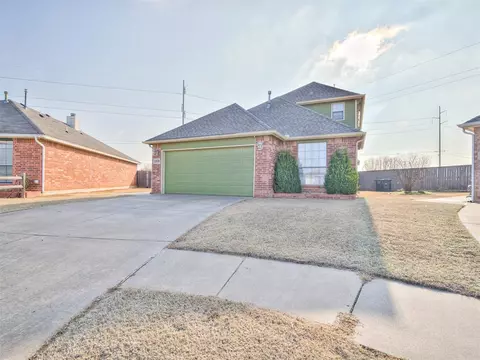 2508 Tyler Ln, Moore, OK 73170