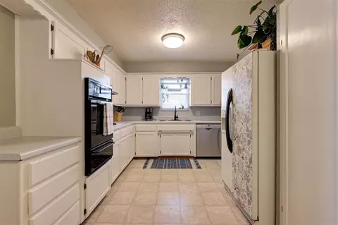 224 E 29th St, Edmond, OK 73013 photo 16