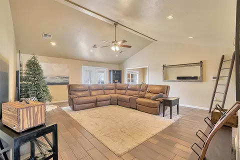 20433 E County Road 1567, Altus, OK 73521 photo 7