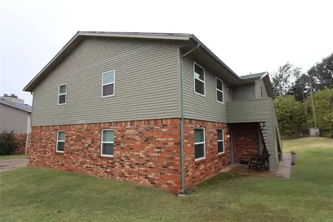 304 Chalmette St, Norman, OK 73071