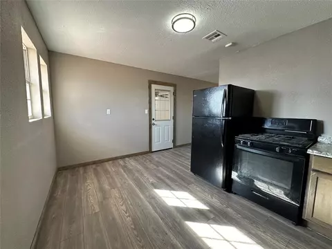 808 Asalee St, Altus, OK 73521 photo 5