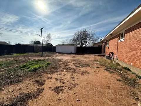 808 Asalee St, Altus, OK 73521 photo 15