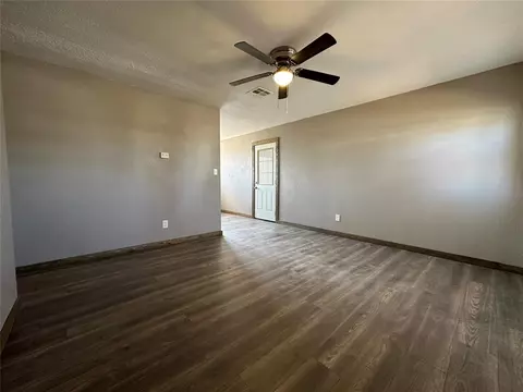 808 Asalee St, Altus, OK 73521 photo 3