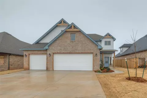 11232 SW 32nd St, Yukon, OK 73099