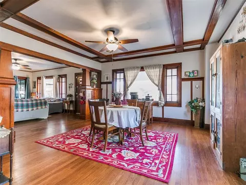 417 E Springer Ave, Guthrie, OK 73044 photo 2