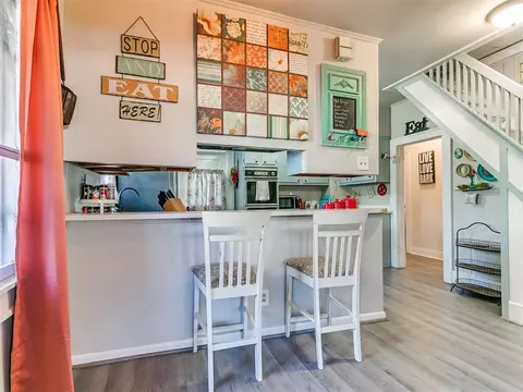 417 E Springer Ave, Guthrie, OK 73044 photo 6