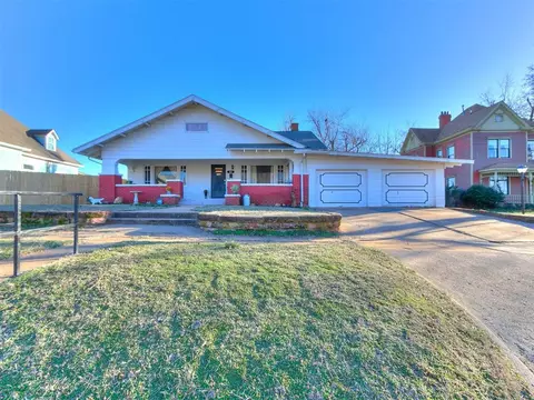 417 E Springer Ave, Guthrie, OK 73044