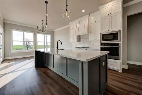 4462 Hawthorne St, Piedmont, OK 73078