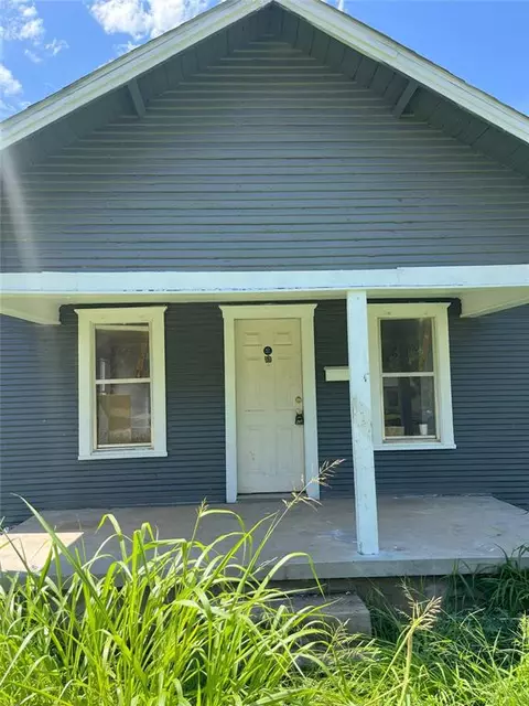 608 E Main St, Anadarko, OK 73005 photo 3
