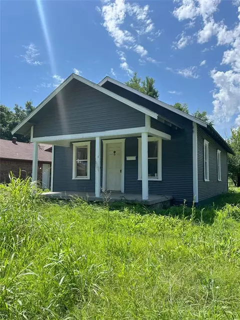 608 E Main St, Anadarko, OK 73005