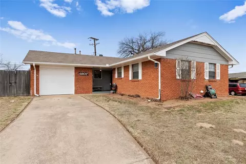 6807 NW 22nd St, Bethany, OK 73008